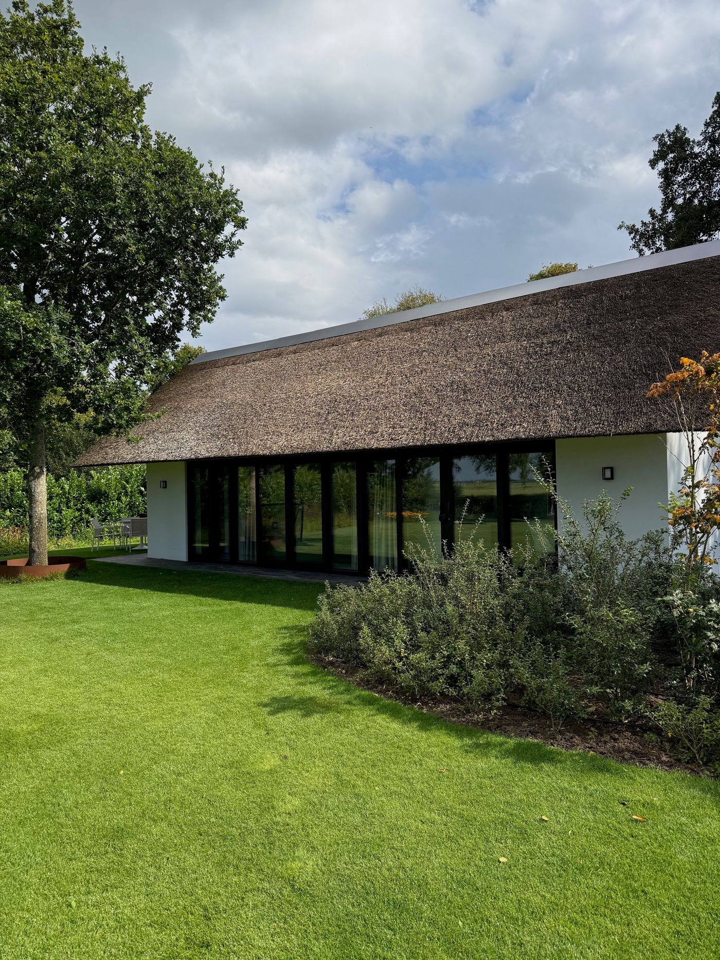 Das Gästehaus vom Garten aus